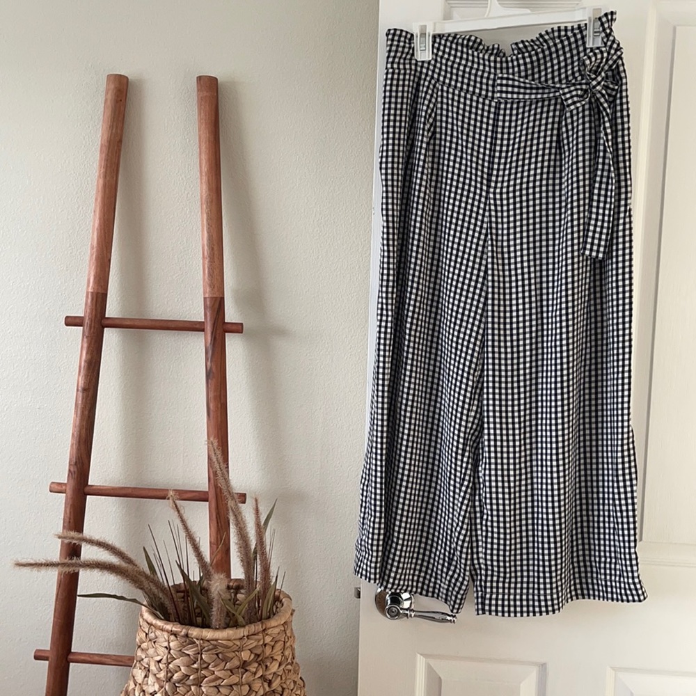 Forever21 Navy & White Plaid Culottes